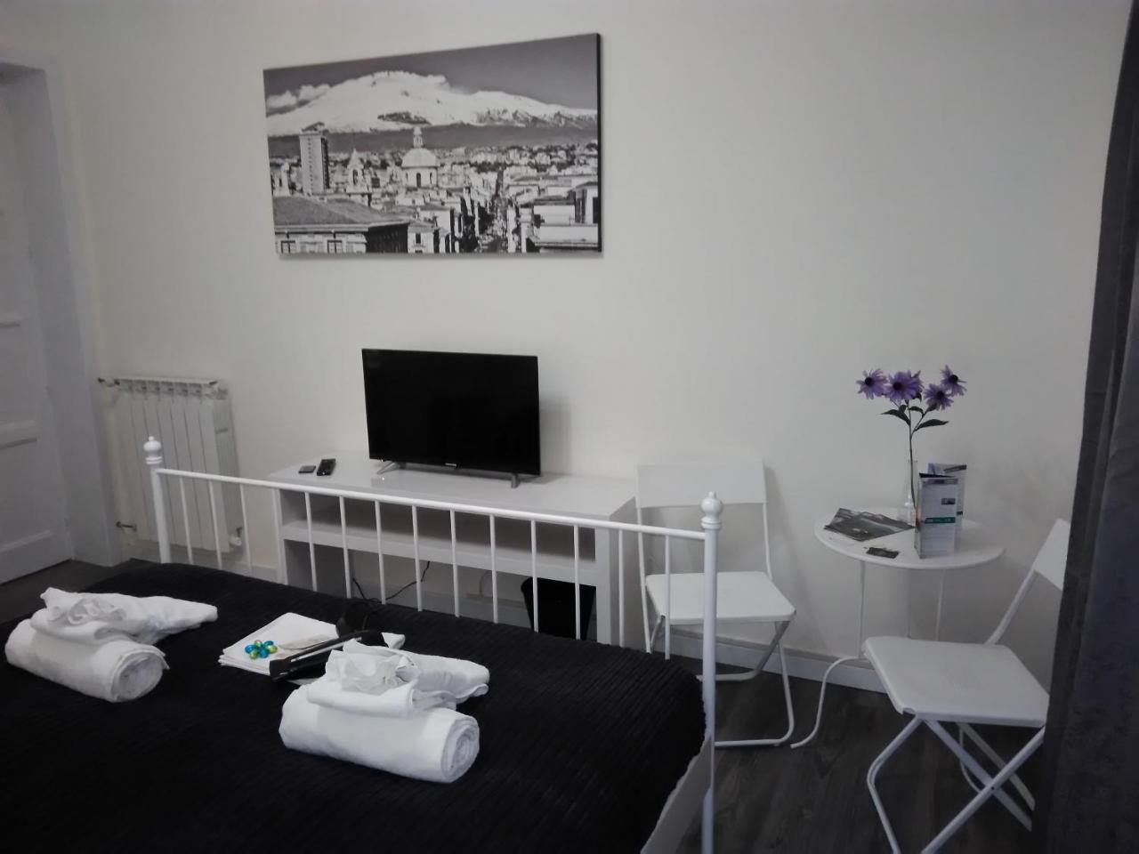 B&B Del Toscano Катания Екстериор снимка