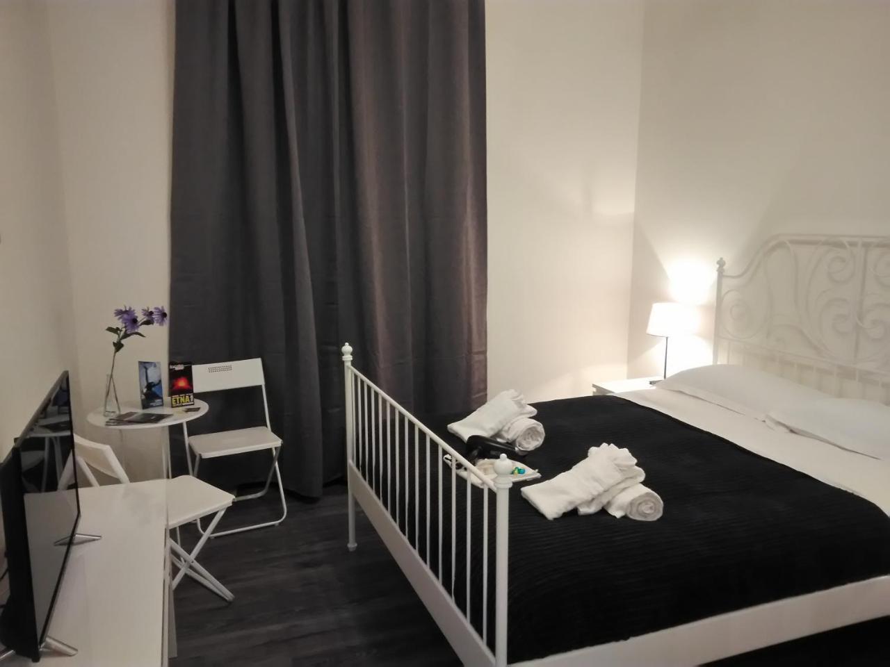 B&B Del Toscano Катания Екстериор снимка